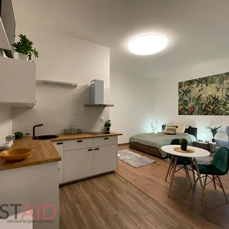 D68 - Hostaid Apartment